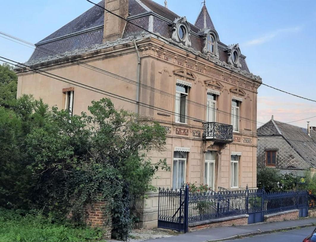 Le Petit Chateau Saint-Michel  Esterno foto